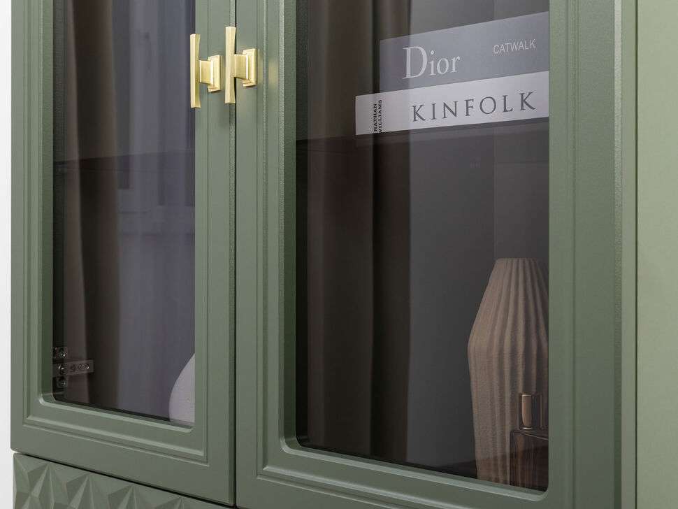 Марион шкаф-витрина 16.397.02 Дымчатый зеленый / Олива шагрень