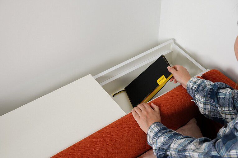 Марвэл Тумба выкатная 16.159 Белый шагрень