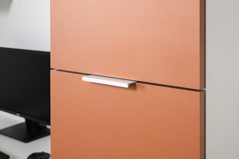 Марвэл Шкаф-пенал 16.316.02 Белый PE шагрень / Плэйн / Безмолвная Пустыня