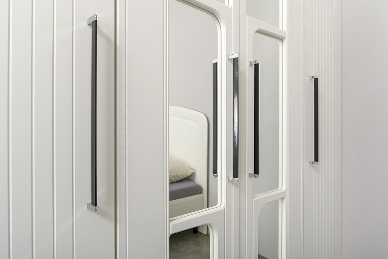 Валенсия шкаф для одежды 13.329 Белый