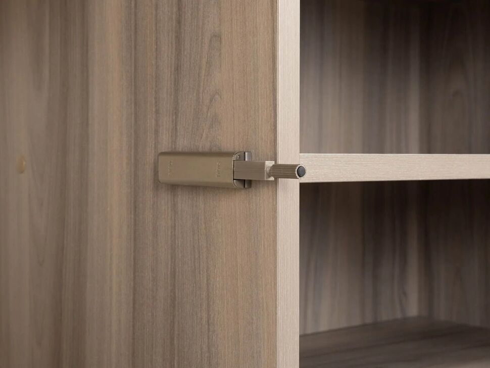 Тайл комод 16.236 Сатин/Эмили Блаш