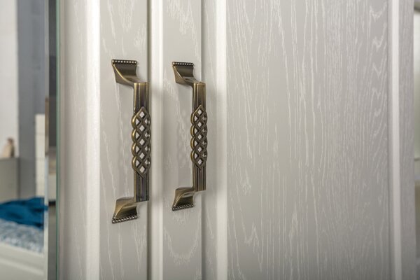 Ливерпуль Шкаф комбинированный 08.45.01 Белый/Ясень ваниль